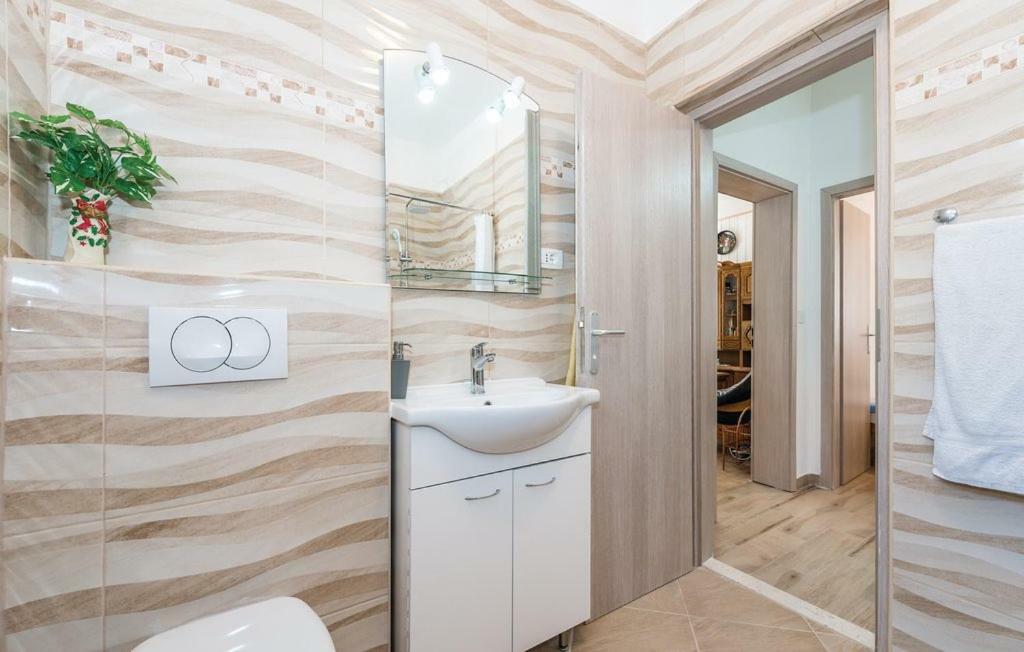 Holiday Home Gveric Vodice Extérieur photo